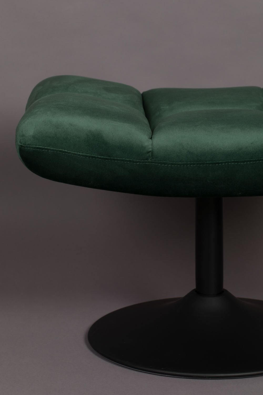 Pedestal Base Padded Hocker | Dutchbone Bar | Oroa.com