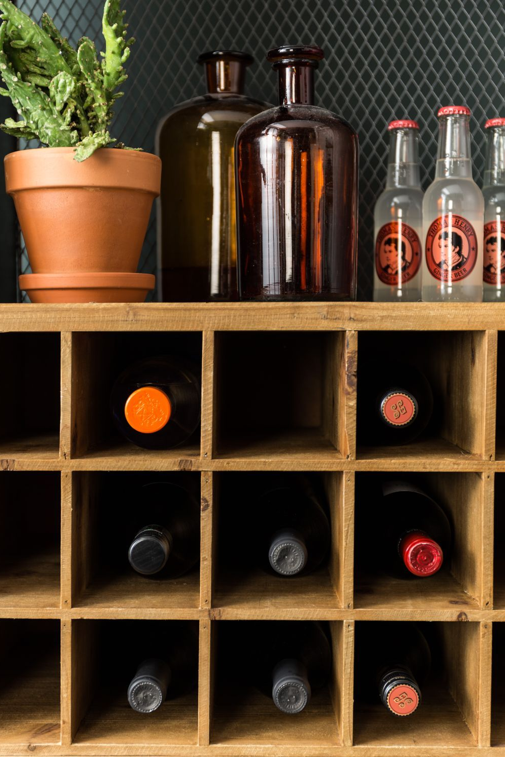Wooden Wine Cabinet | Oroa.com