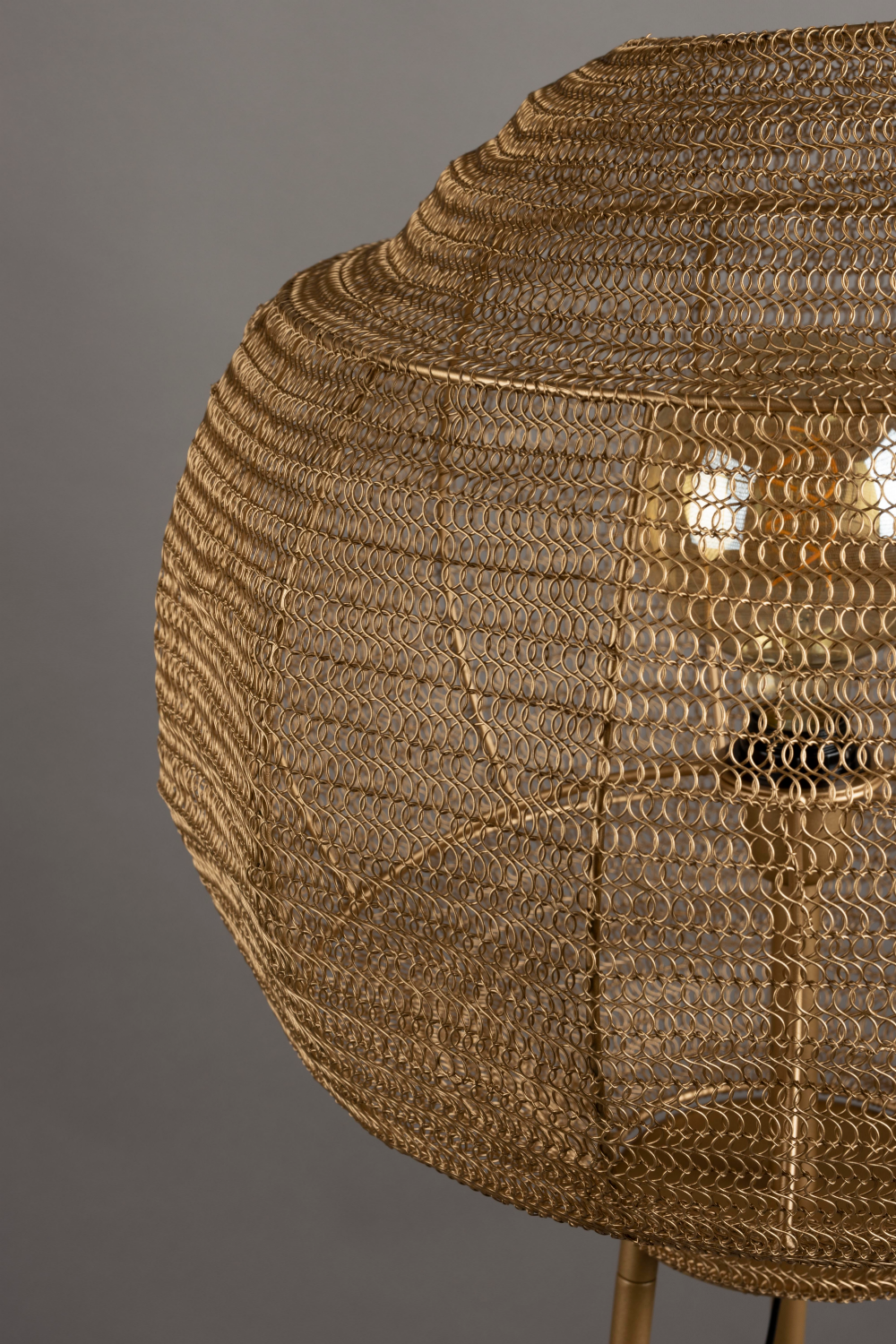 Industrial Tripod Floor Lamp | Dutchbone Meezan | OROA.com