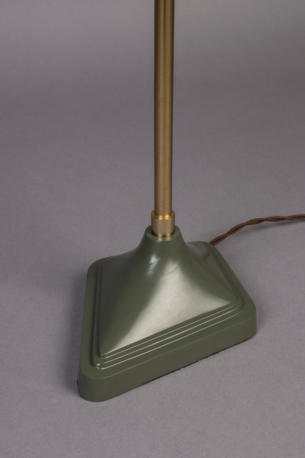Mid-Century Desk Lamp | Dutchbone Todd | OROA.com