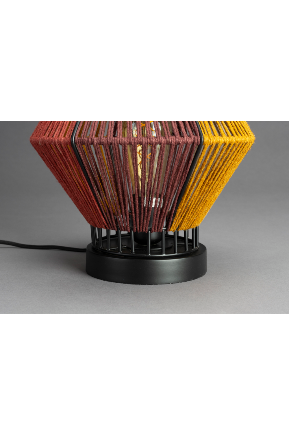 Rope Diamond Table Lamp | Dutchbone Surya | OROA.com