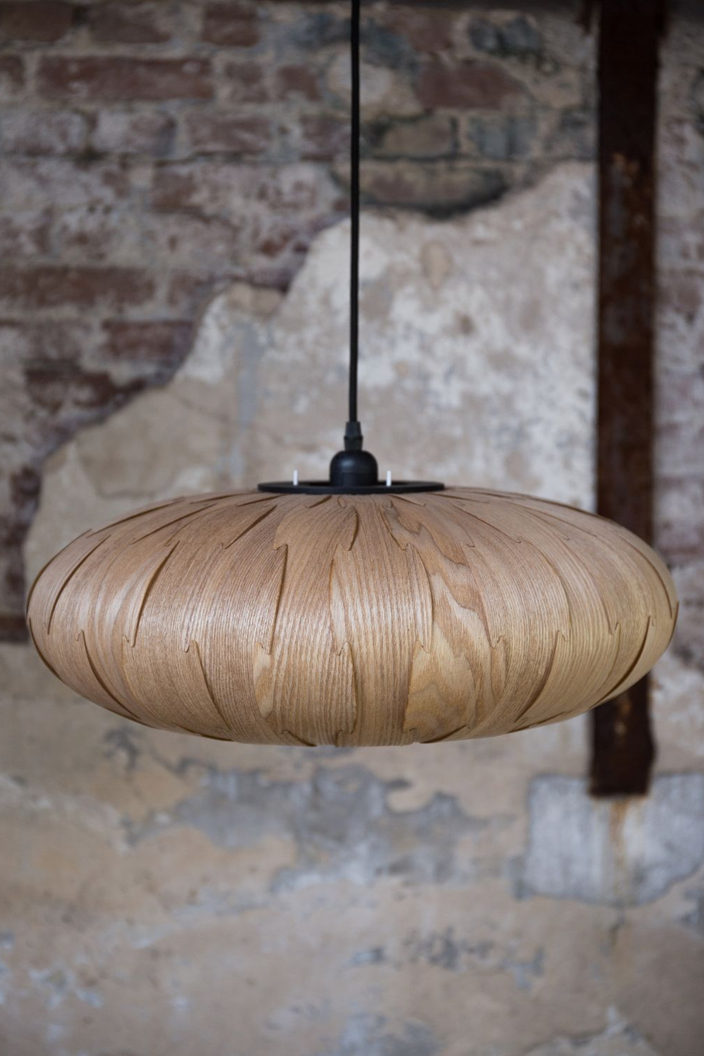 Oval Wood Pendant Lamp | Dutchbone Bond | DutchFurniture.com