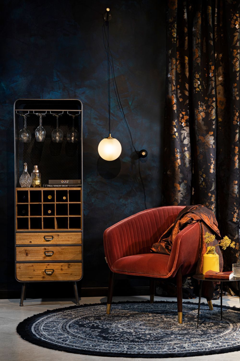 Frosted Glass Globe Wall Lamp | Dutchbone Bulan | DutchFurniture.com