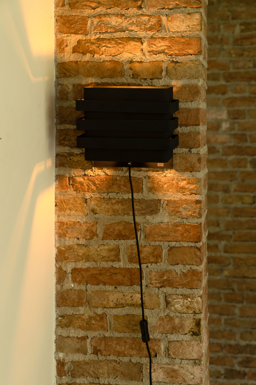 Modern Wall Lamp | Oroa.com