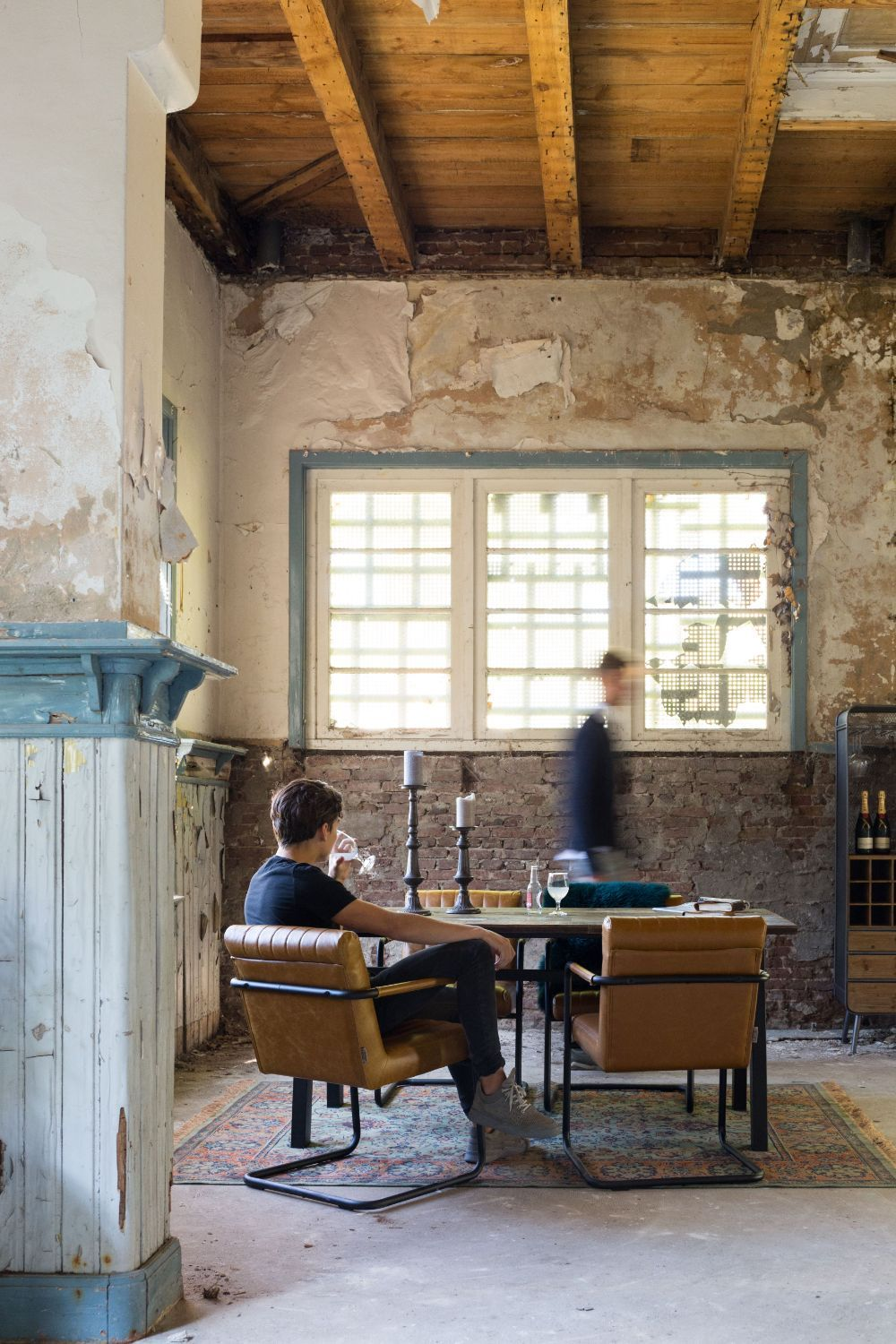 Vintage Style Viscose Carpet 5'7" x 8' | Dutchbone Bid | Oroa.com