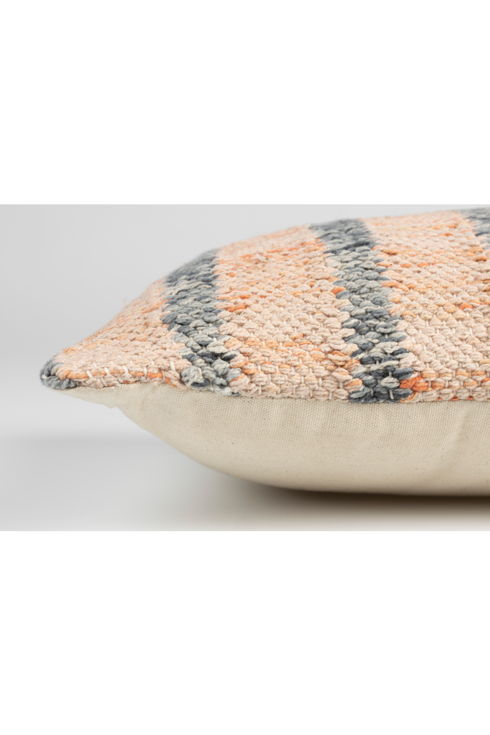 Geometric Patterns Cotton Pillows| Dutchbone Hampton | Oroa.com