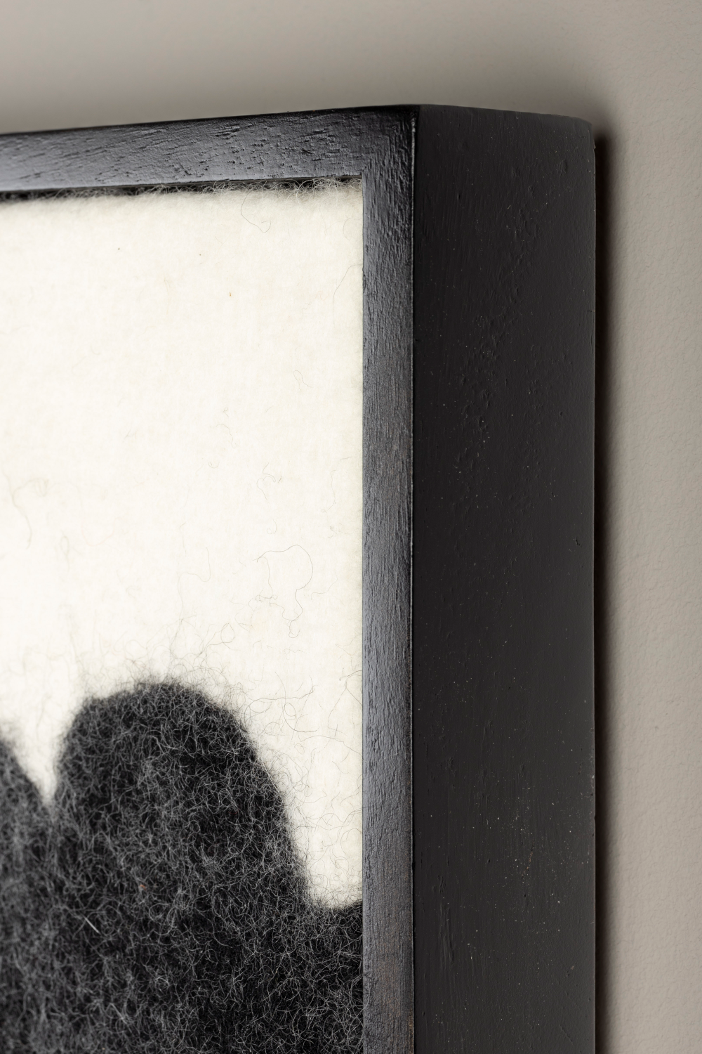 Monochrome Felt Wall Art | Dutchbone Samudra | OROA.com