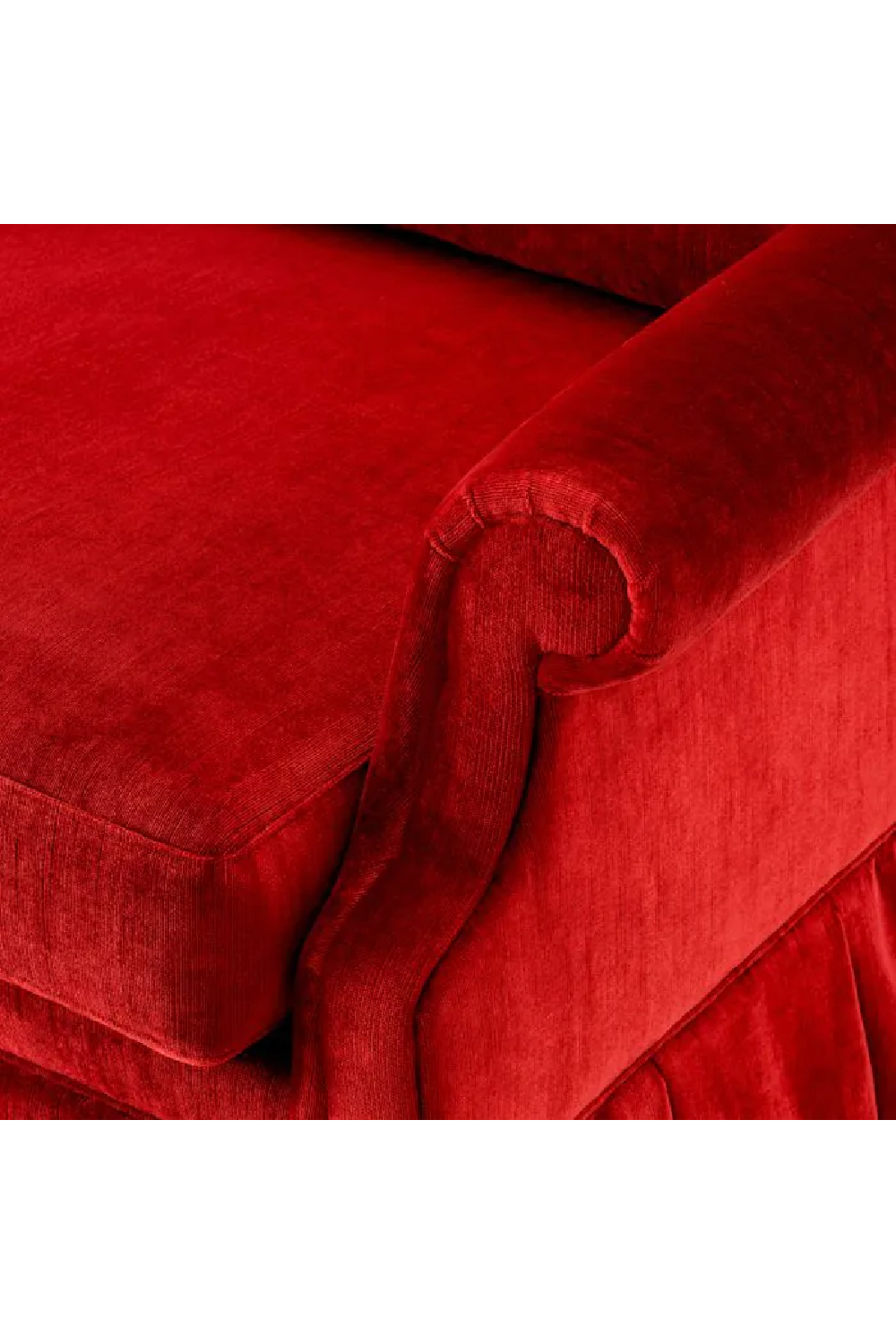 Red Velvet Frilled Lounge Chair | Met x Eichholtz Verplanck