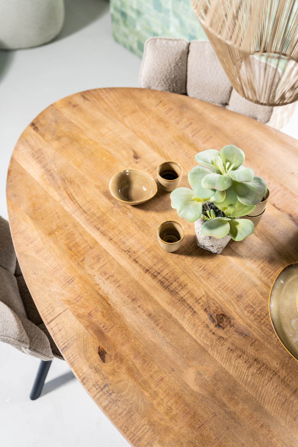 Mango Wood Dining Table | Eleonora Oscar | OROA.com