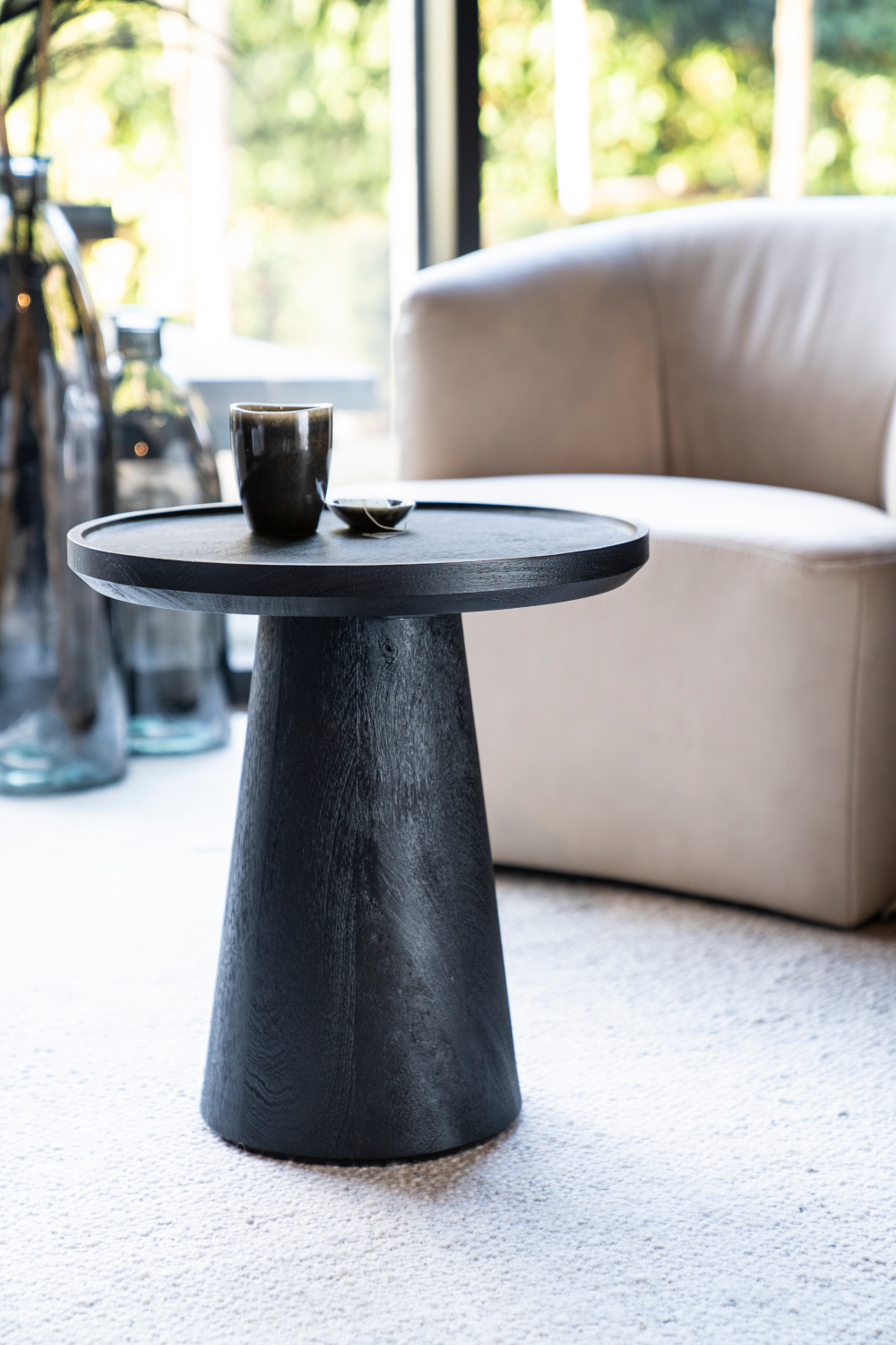 Black Mango Wood Coffee Table | Oroa.com