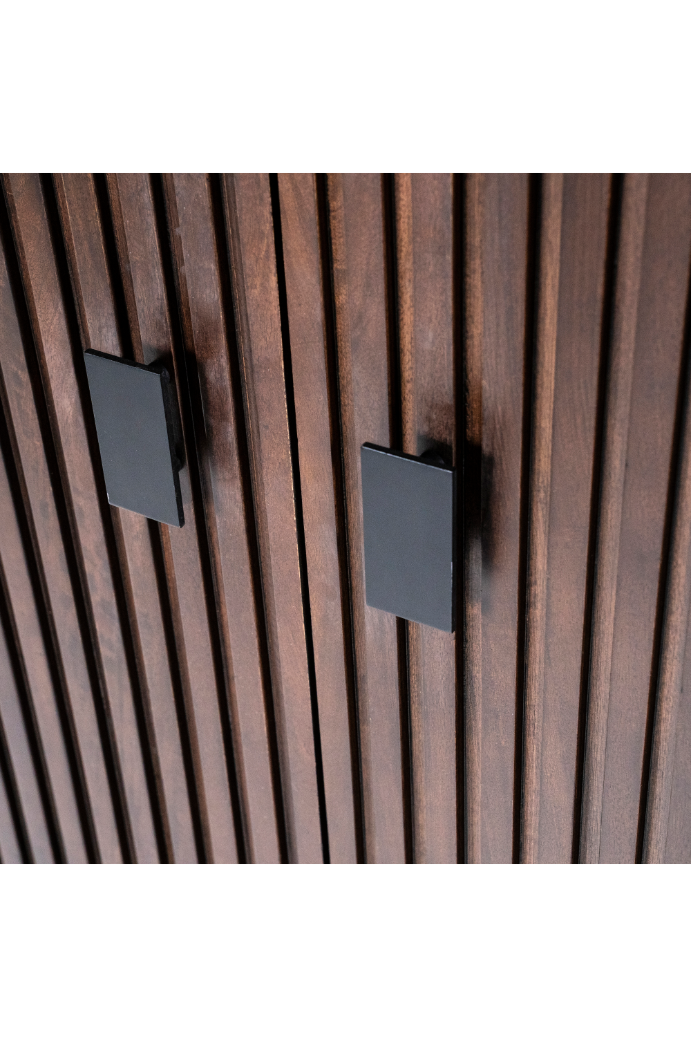 Brown Wooden Cabinet | Oroa.com
