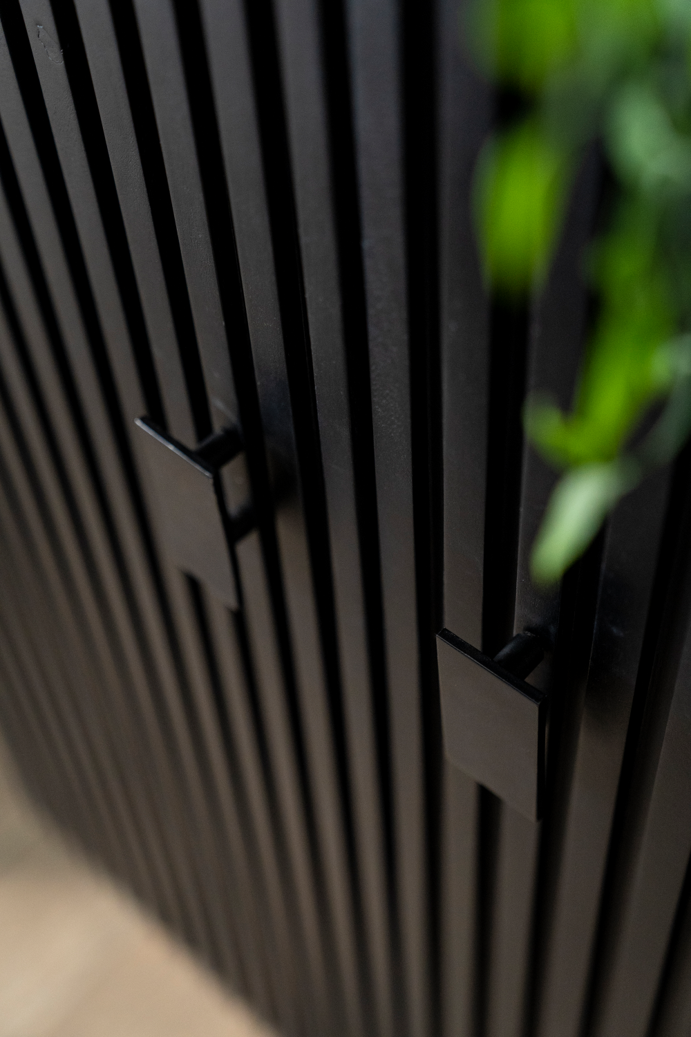 Black Mango Wood Cabinet | Eleonora Remi | OROA.com