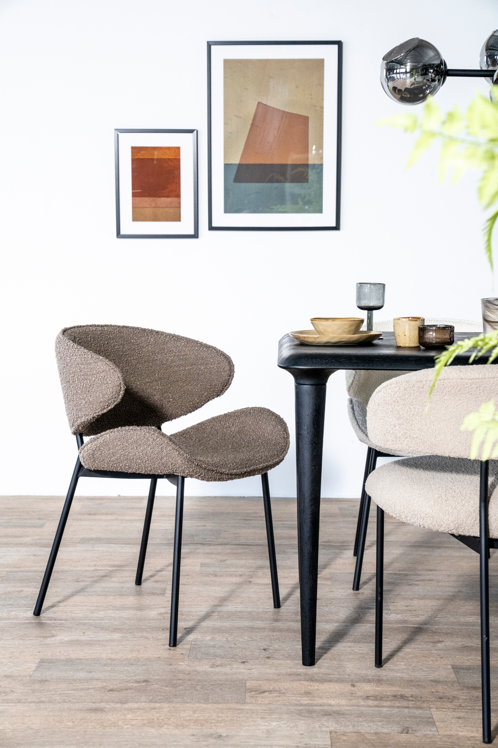 Upholstered Modern Dining Chair | Oroa.com