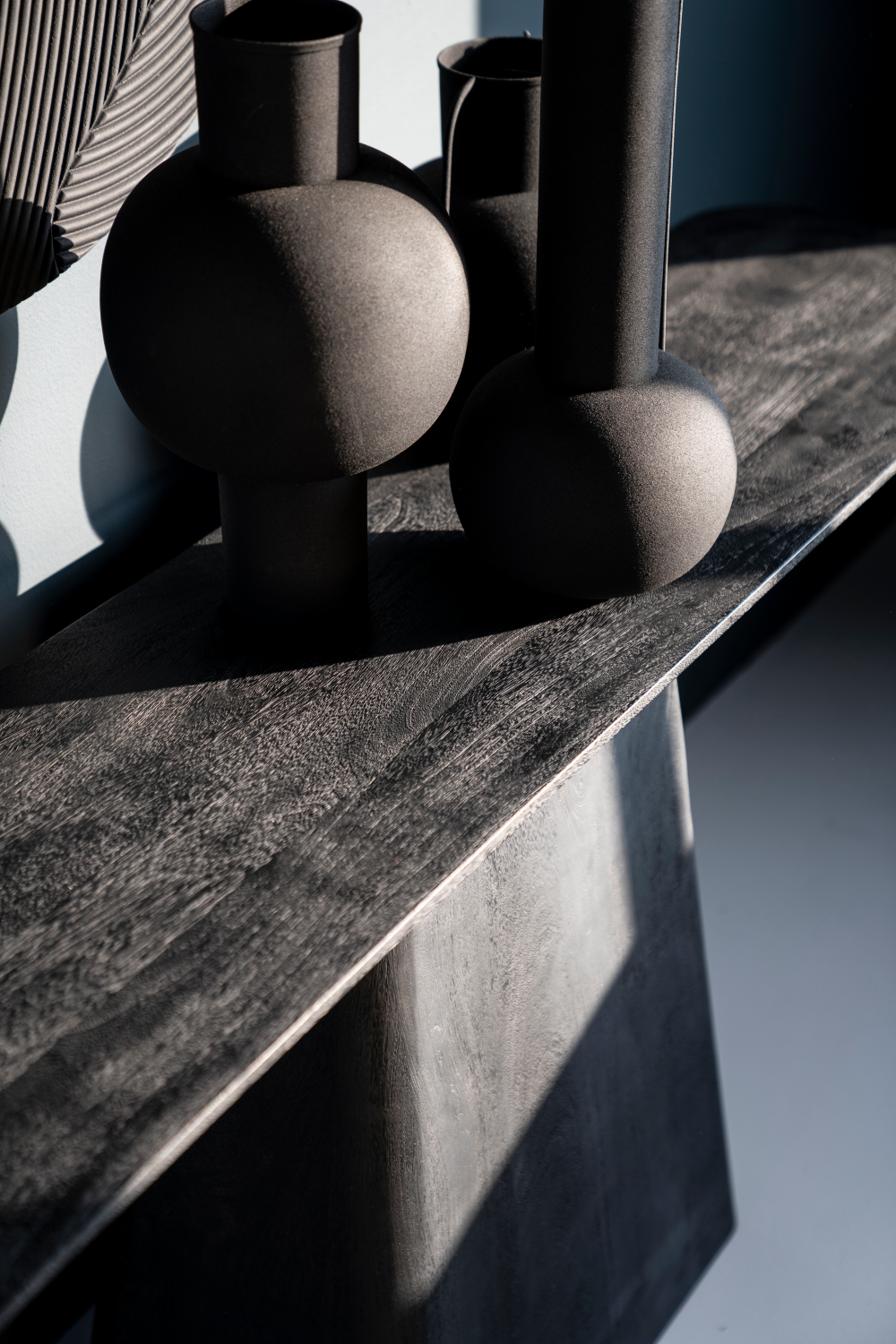 Mango Wood Pedestal Console Table | Oroa.com