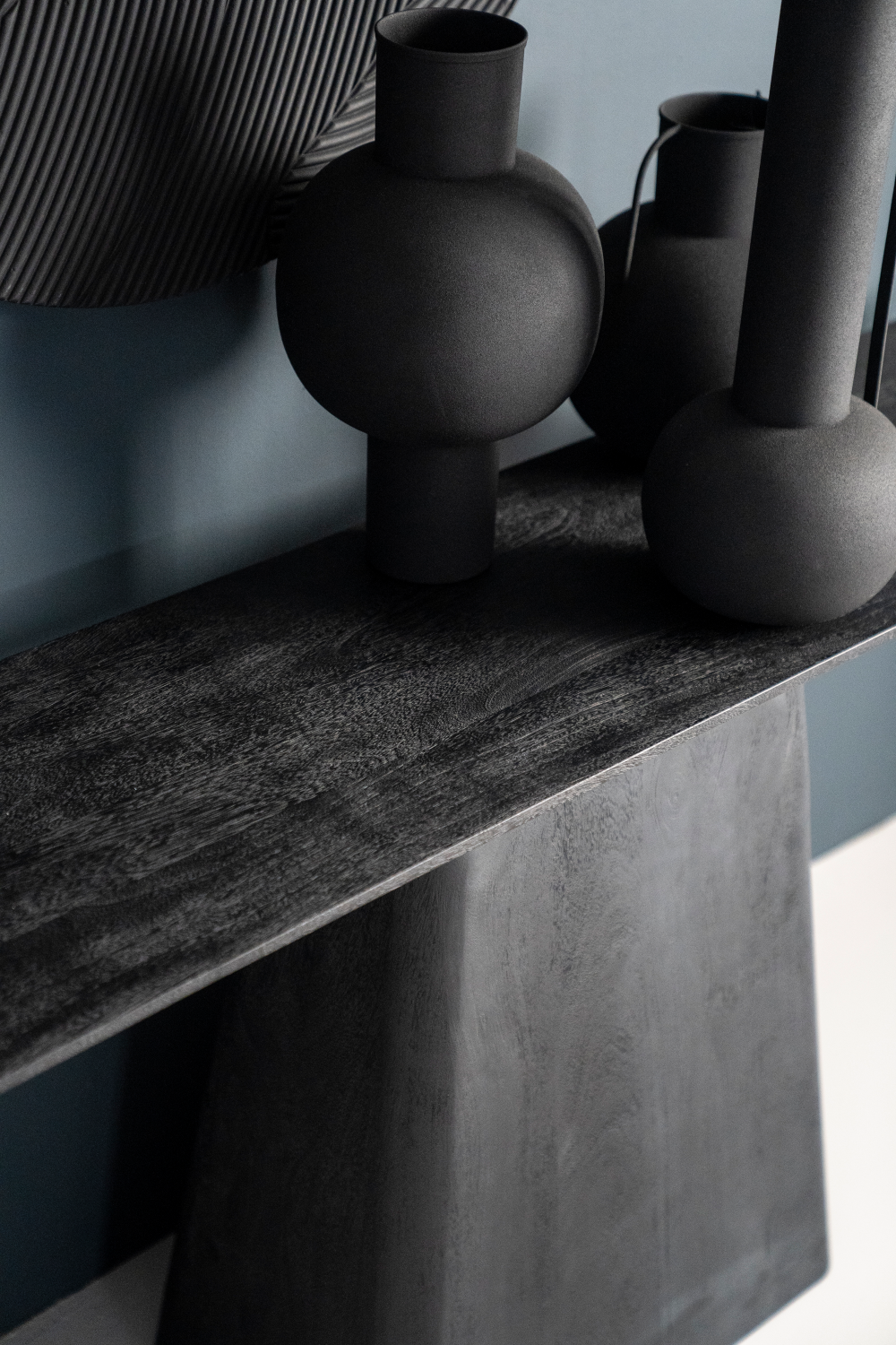 Mango Wood Pedestal Console Table | Oroa.com