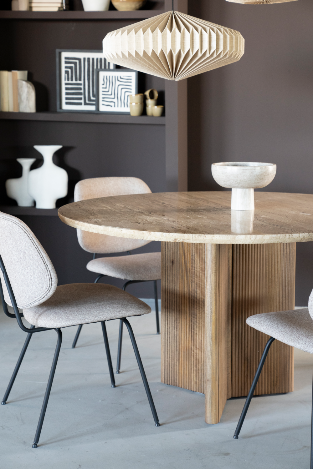 Round Mango Wood Dining Table | Oroa.com