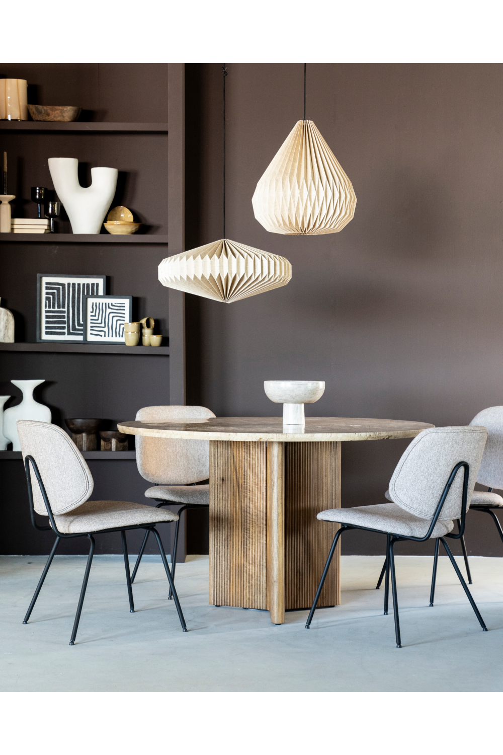 Round Mango Wood Dining Table | Oroa.com