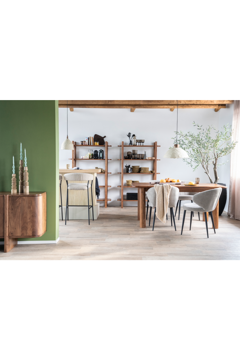 Modern Acacia 4-Door Sideboard | Oroa.com