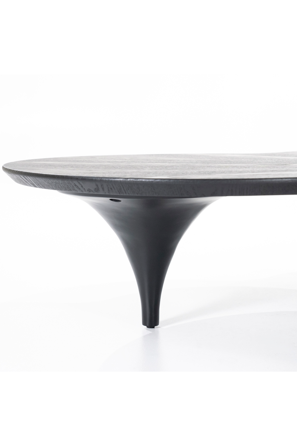 Black Oak Organic Coffee Table | Oroa.com