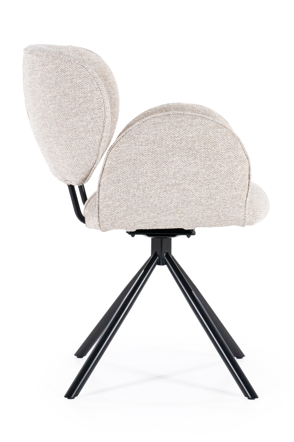 Quadrupod Rotatable Armchair | Eleonora Rosalin | OROA.com
