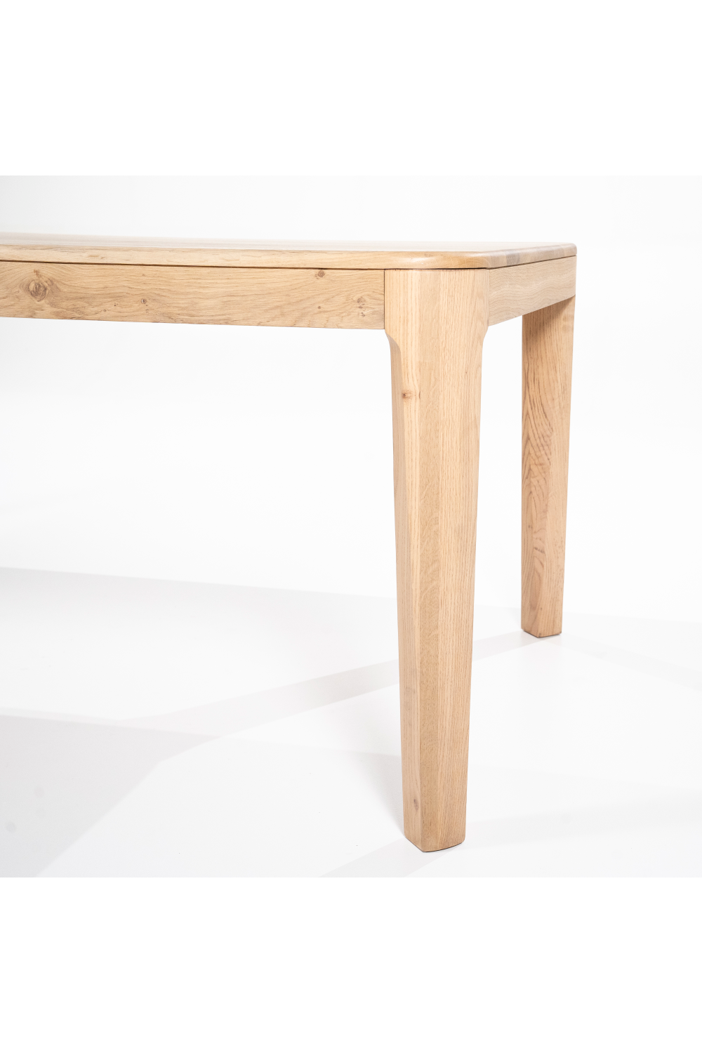 Oak Rectangular Dining Table | Eleonora Harvey | OROA.com