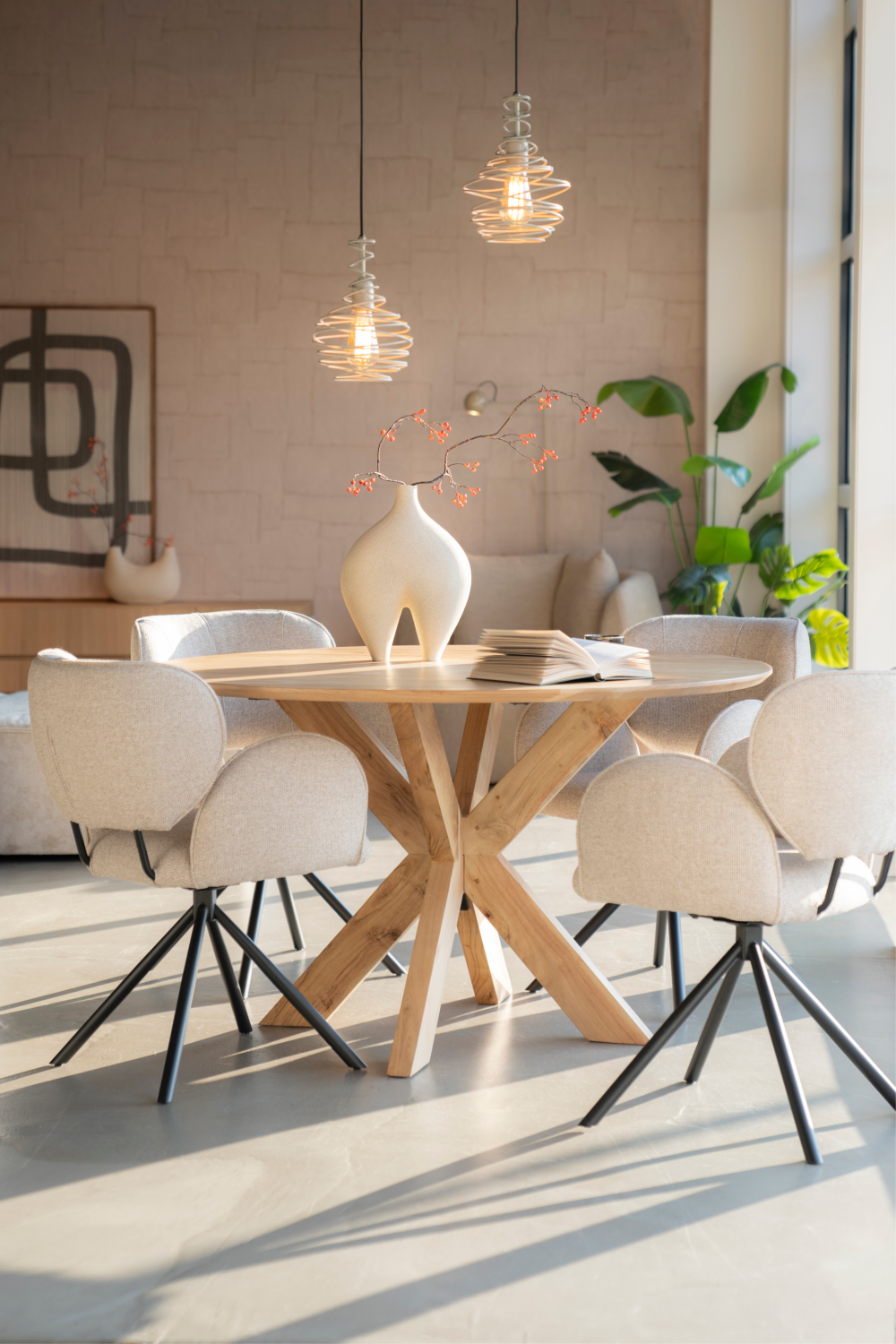 Round Wooden Dining Table | Eleonora Nikki | OROA.com