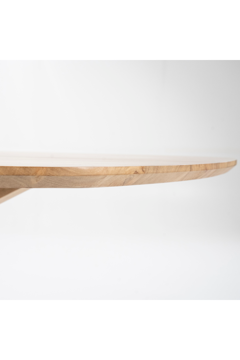 Natural Acacia Wood Dining Table | Eleonora Nikki | OROA.com