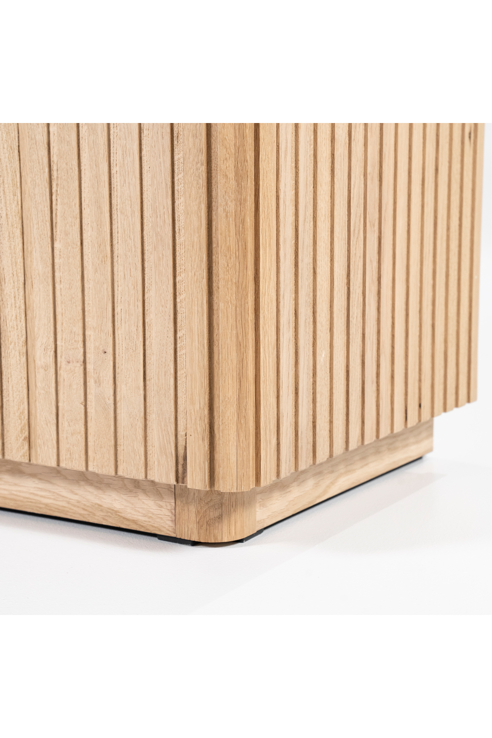 Oak Fluted 4-Door Sideboard | Oroa.com