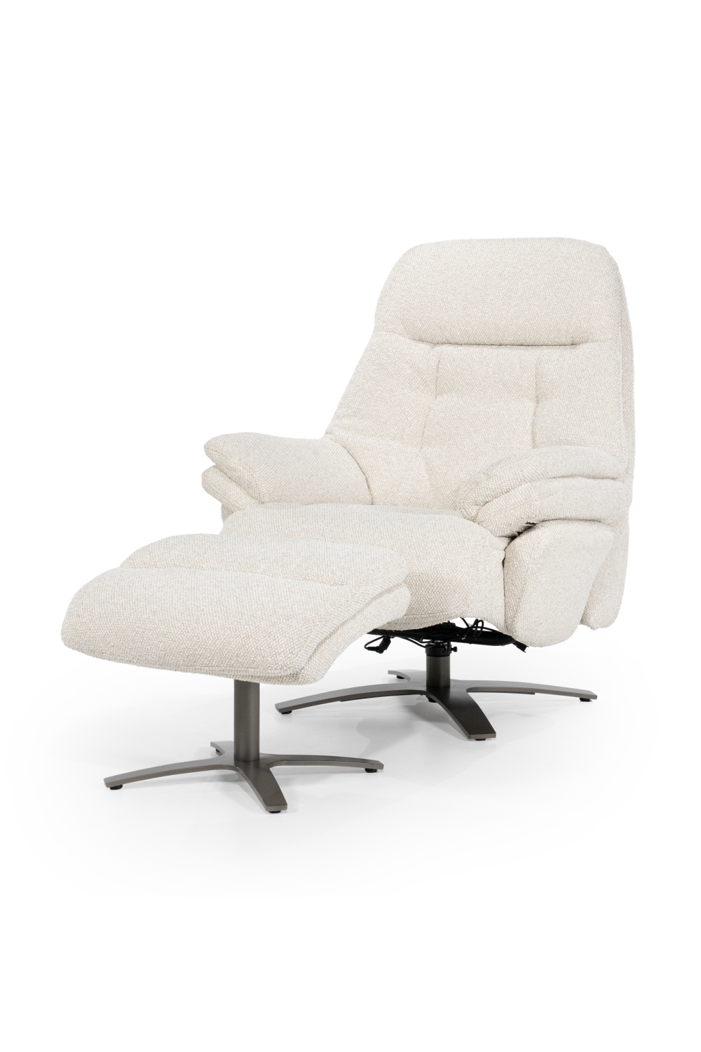 Upholstered Reclining Lounge Chair | Eleonora Caleb | OROA.com