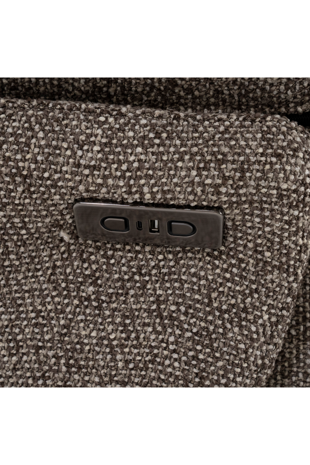 Upholstered Reclining Lounge Chair | Eleonora Caleb | OROA.com