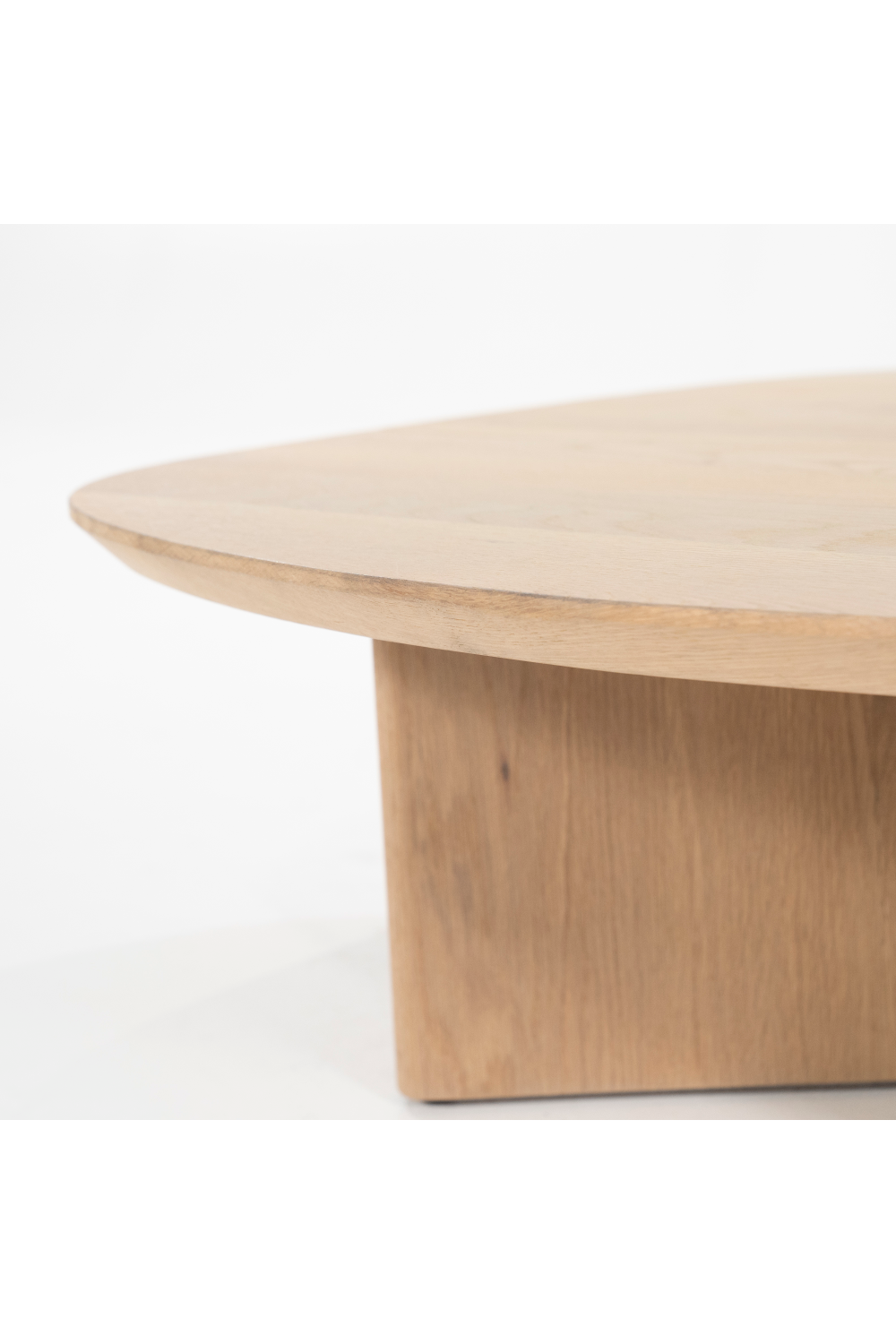 Natural Varnished Oak Coffee Table | Oroa.com