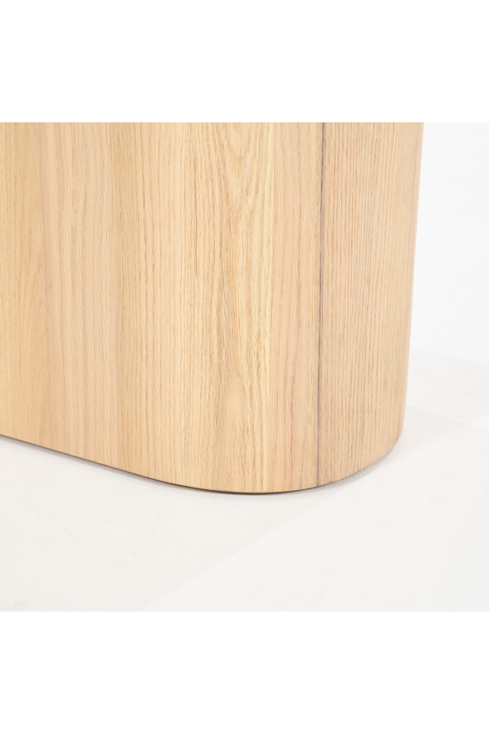 Central-Based Oak Console Table | Oroa.com