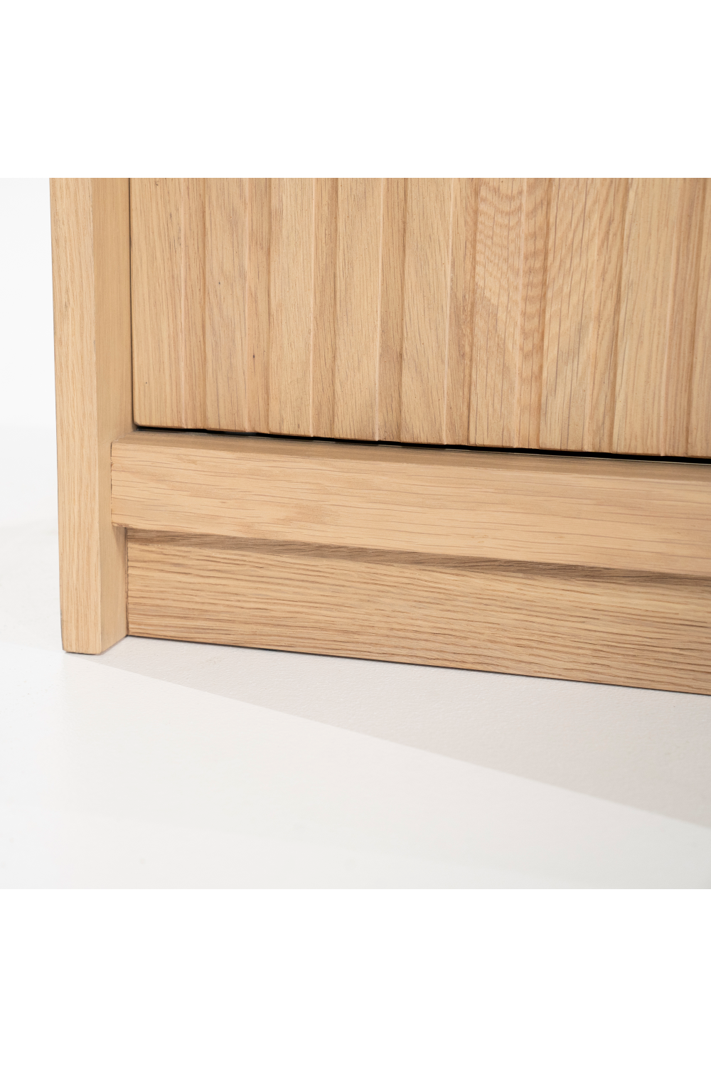 Varnished Oak Sideboard | Oroa.com
