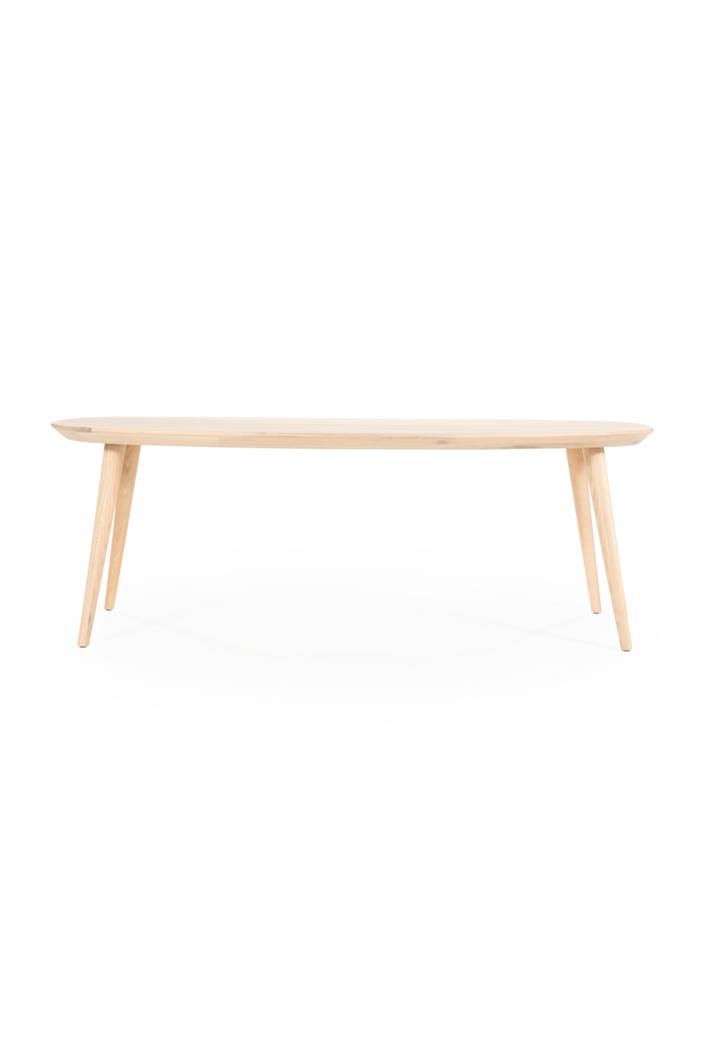 Lacquered Oak Oval Dining Table | Oroa.com