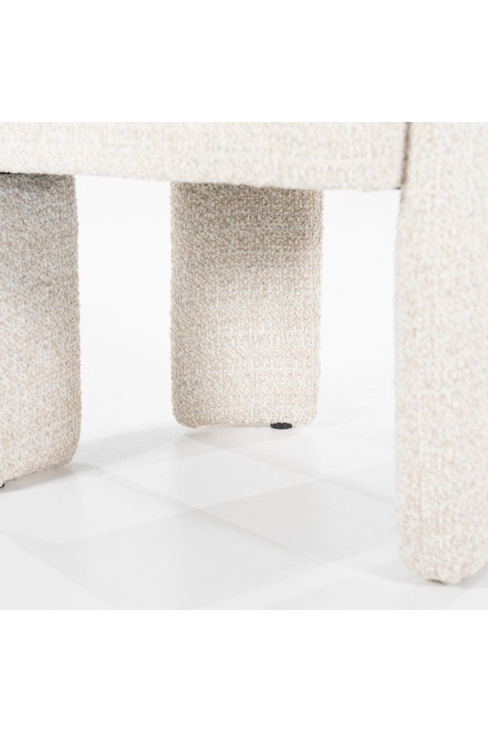 Curved Back Lounge Dining Chair | Oroa.com