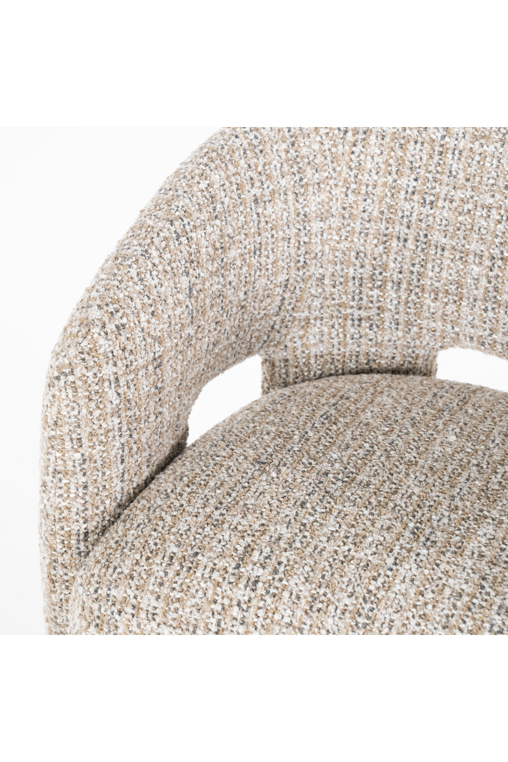 Curved Back Lounge Dining Chair | Oroa.com