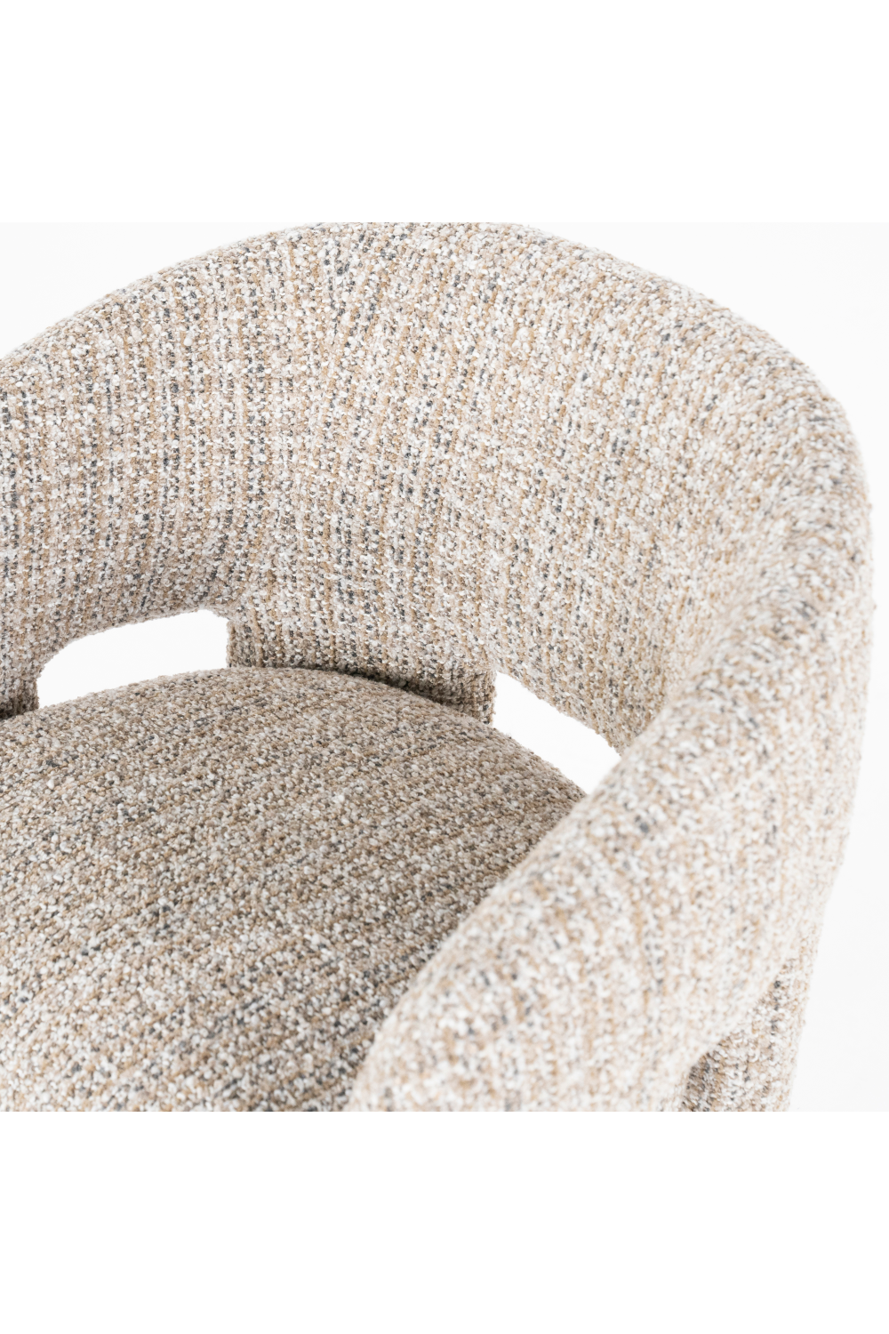 Curved Back Lounge Dining Chair | Oroa.com