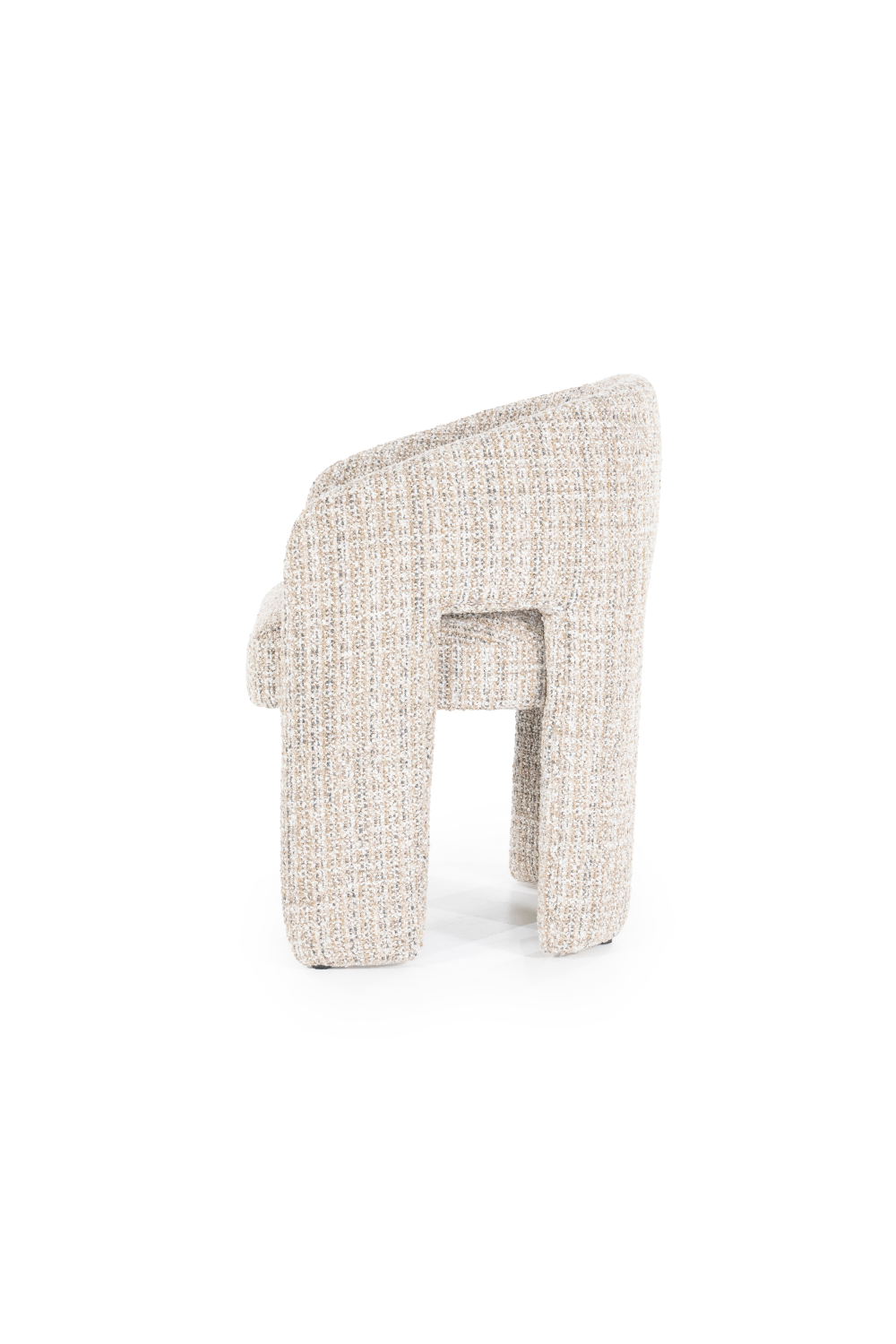 Curved Back Lounge Dining Chair | Oroa.com