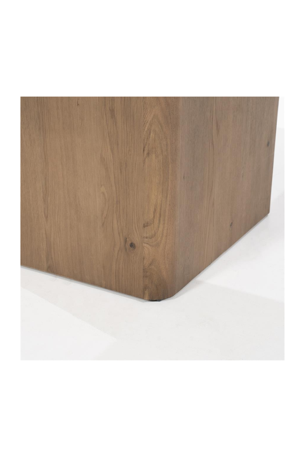 Square Oak Dining Table | Eleonora Harmonie | OROA.com