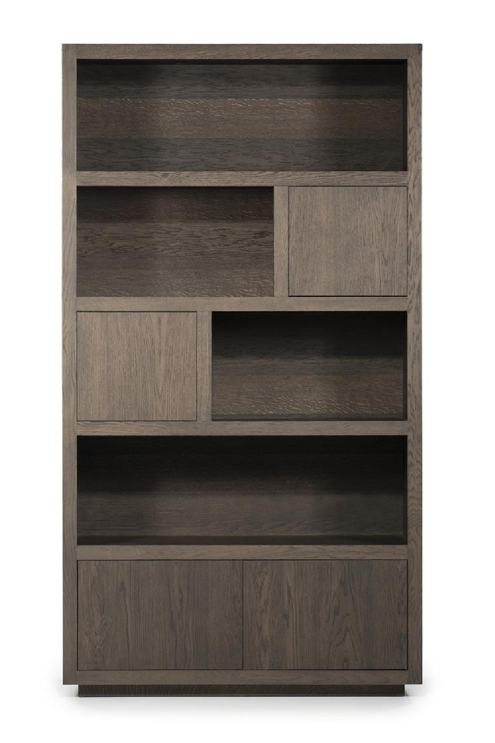 Brown Oak Cabinet | Eleonora Helsinki | OROA.com