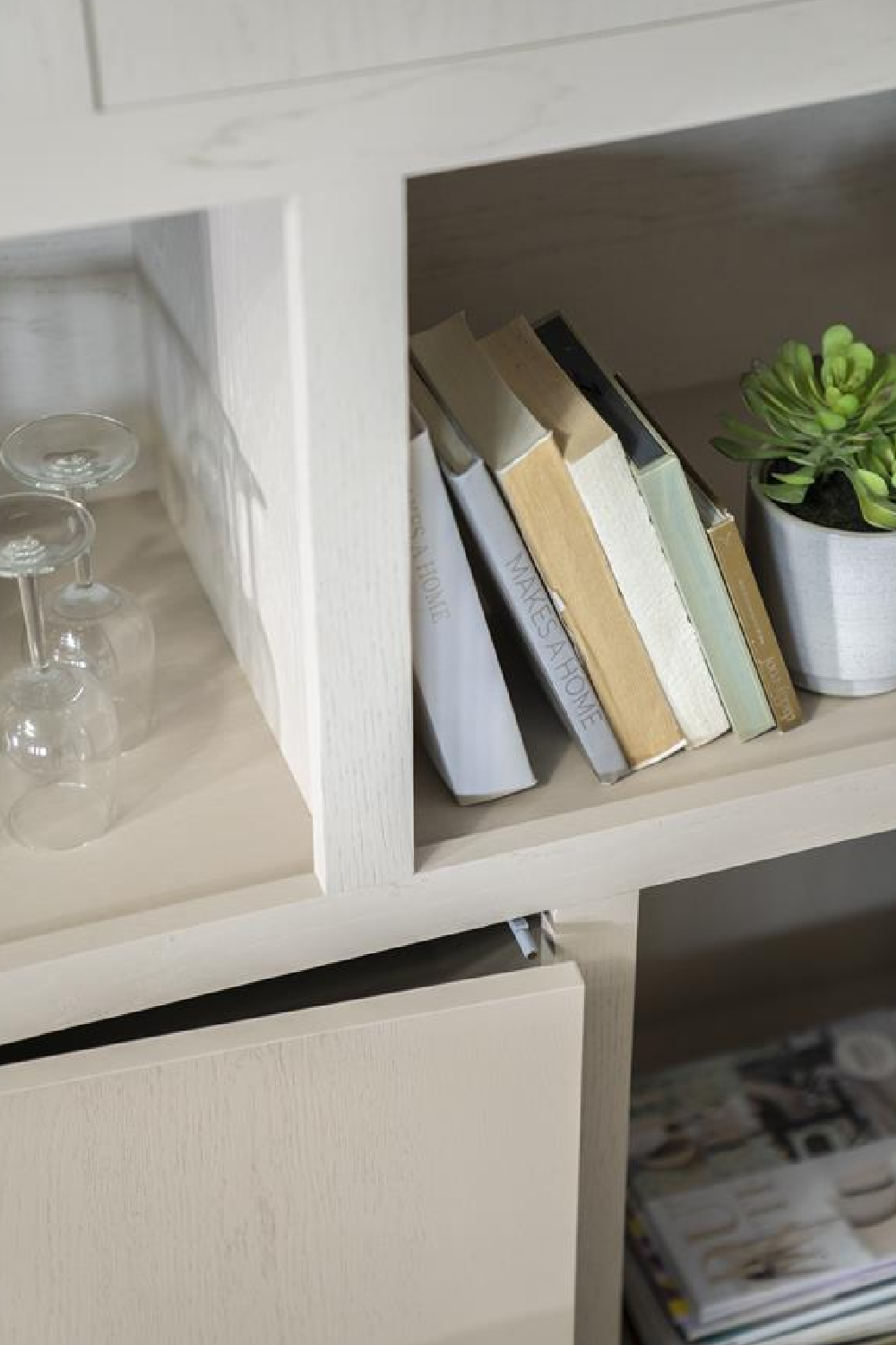 Taupe Oak Cabinet | Eleonora Helsinki | OROA.com