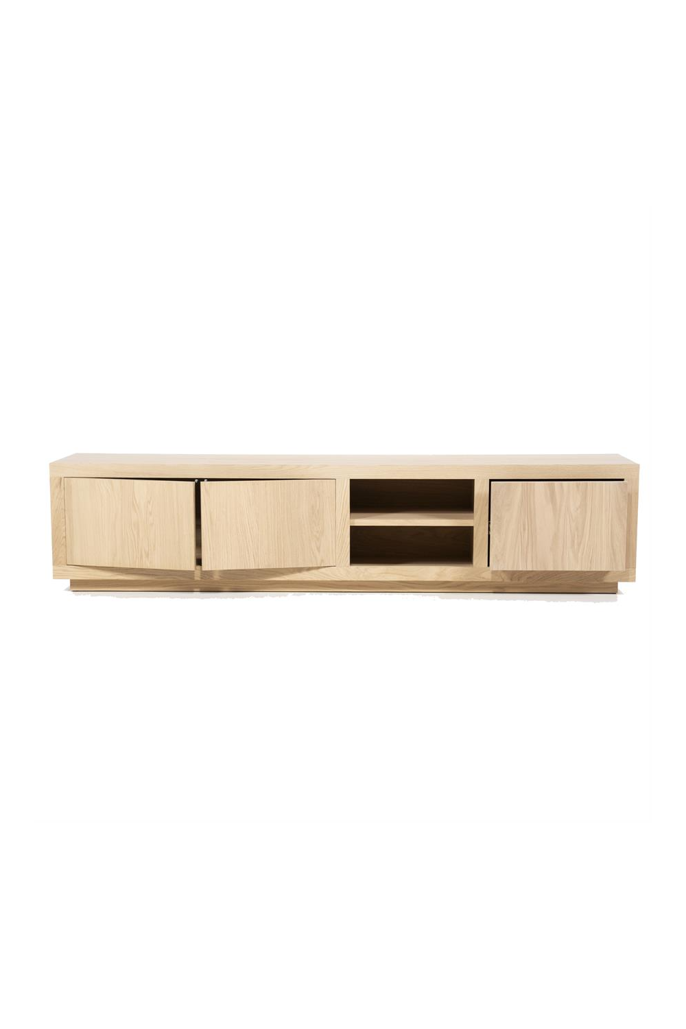 Taupe Oak 3-Door Cabinet | Eleonora Helsinki | OROA.com