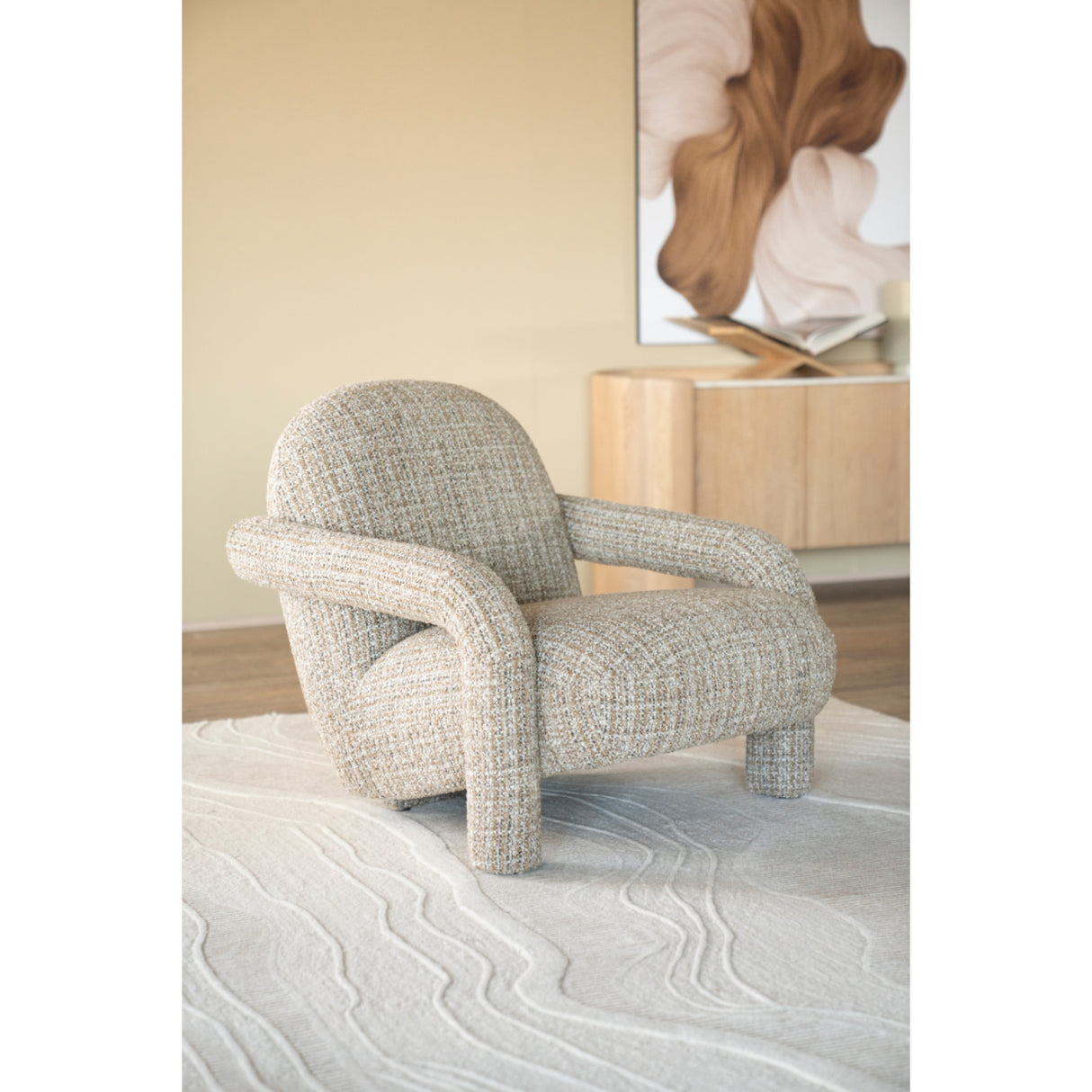 Upholstered Chunky Lounge Armchair | Oroa.com