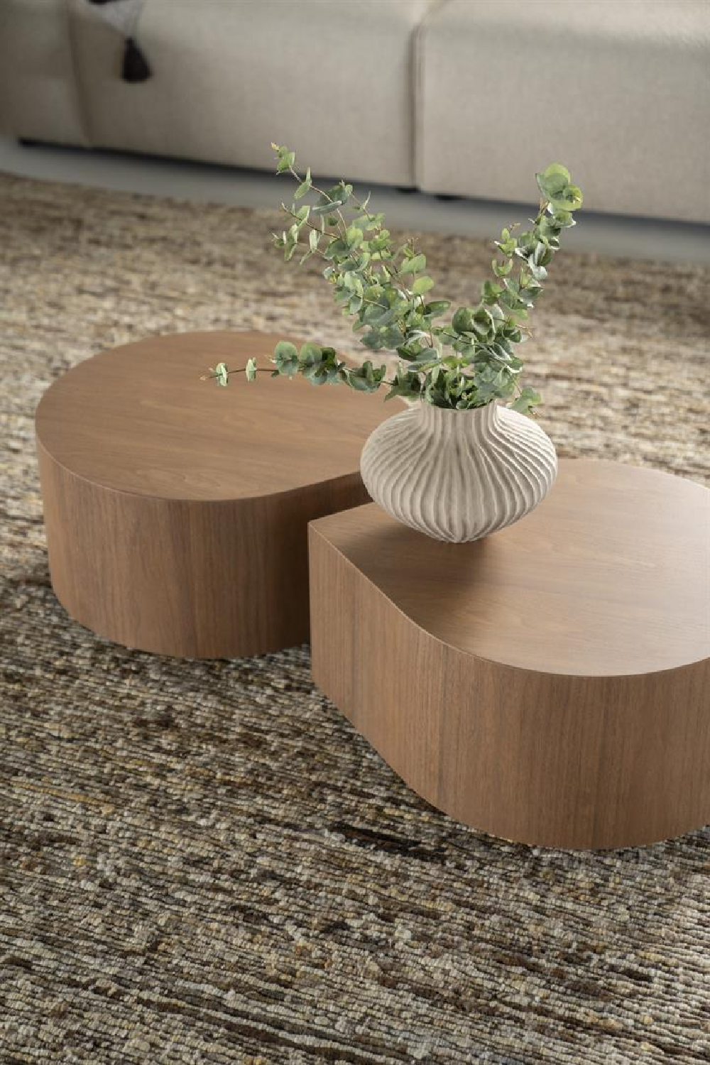 Lacquered Walnut Side Table | Oroa.com