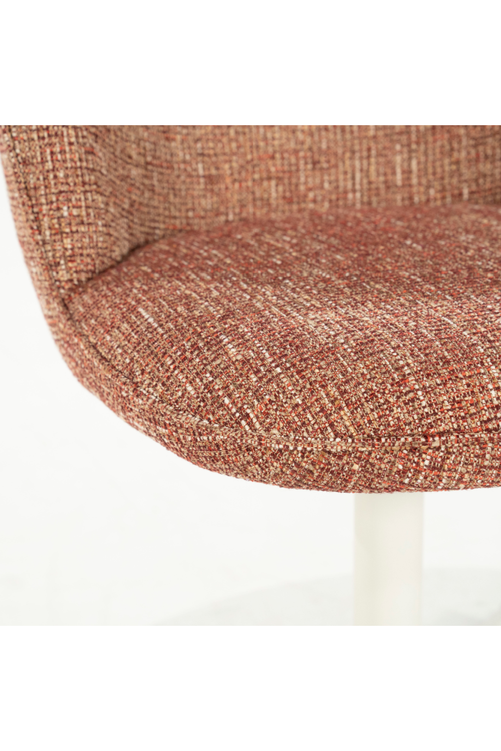 Curved Back Swivel Chair | Eleonora Molly | OROA.com