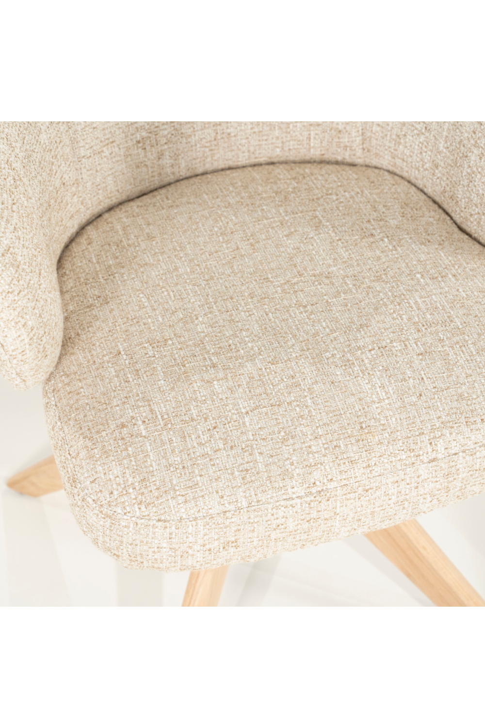 Oak Base Swivel Armchair | Oroa.com