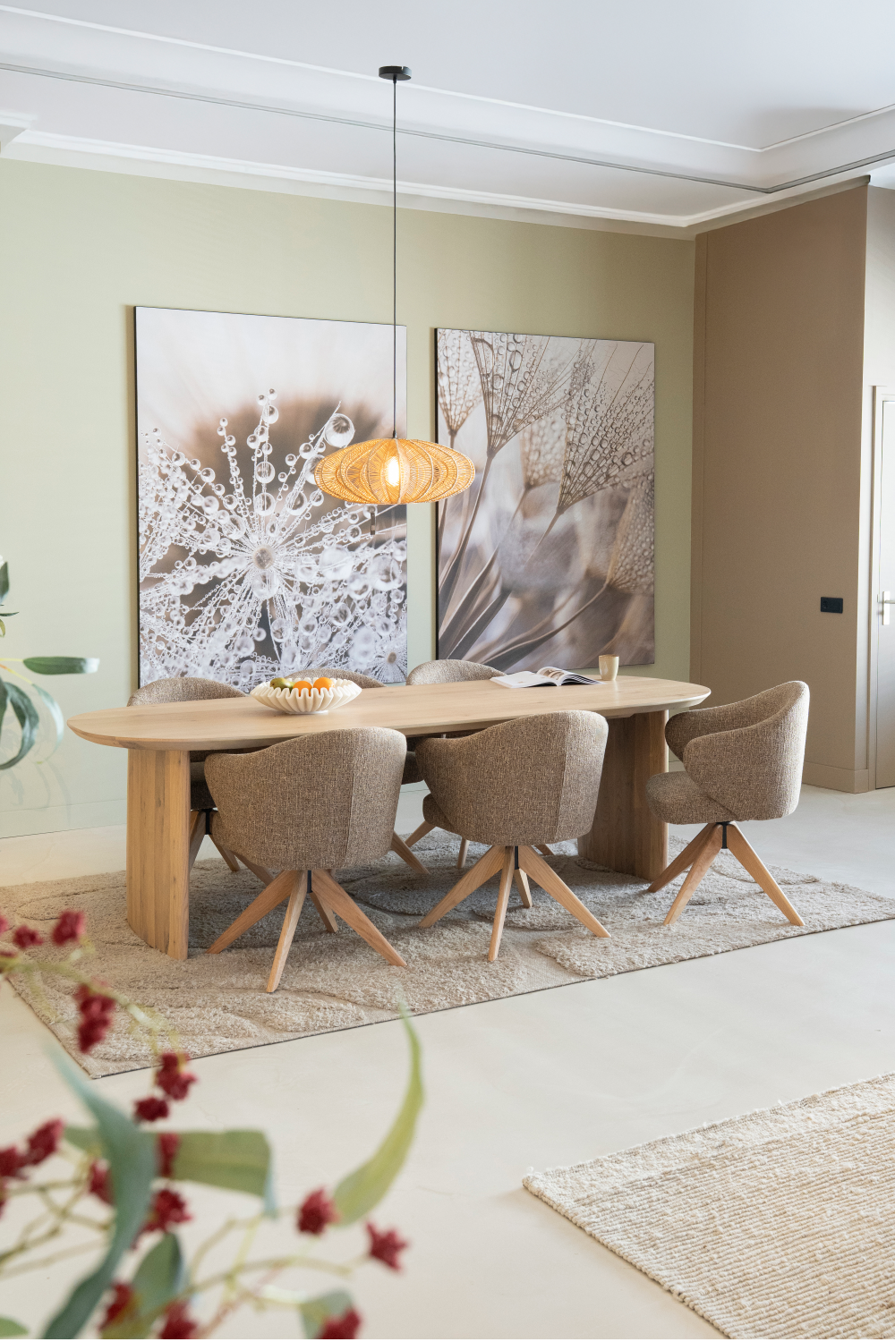 Oak Base Swivel Armchair | Eleonora Connor | OROA.com