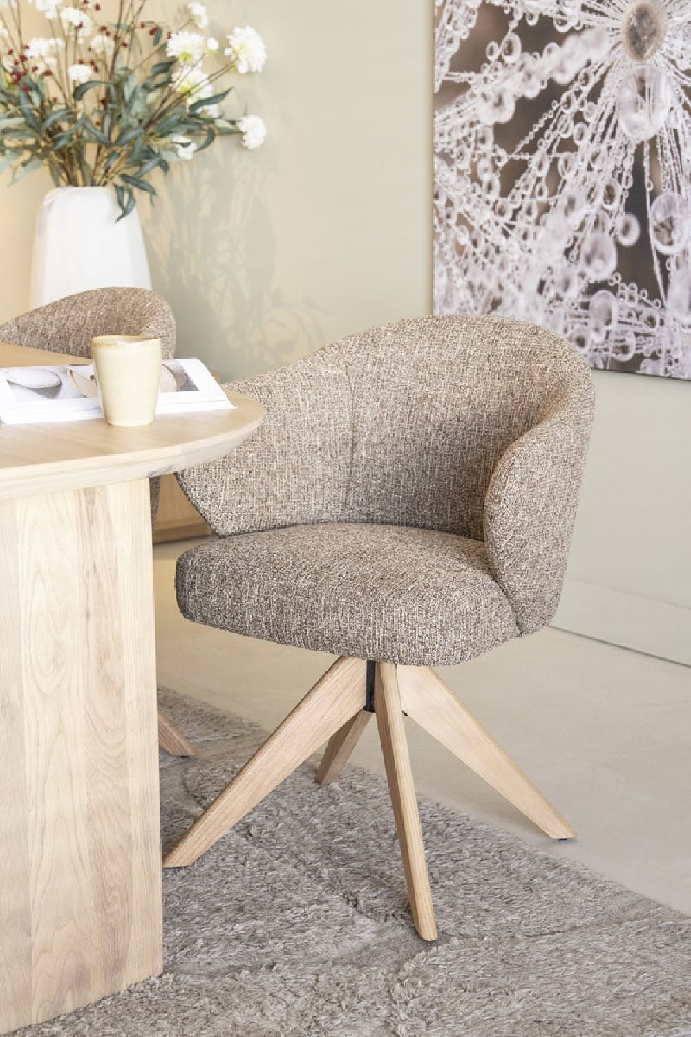 Oak Base Swivel Armchair | Eleonora Connor | OROA.com