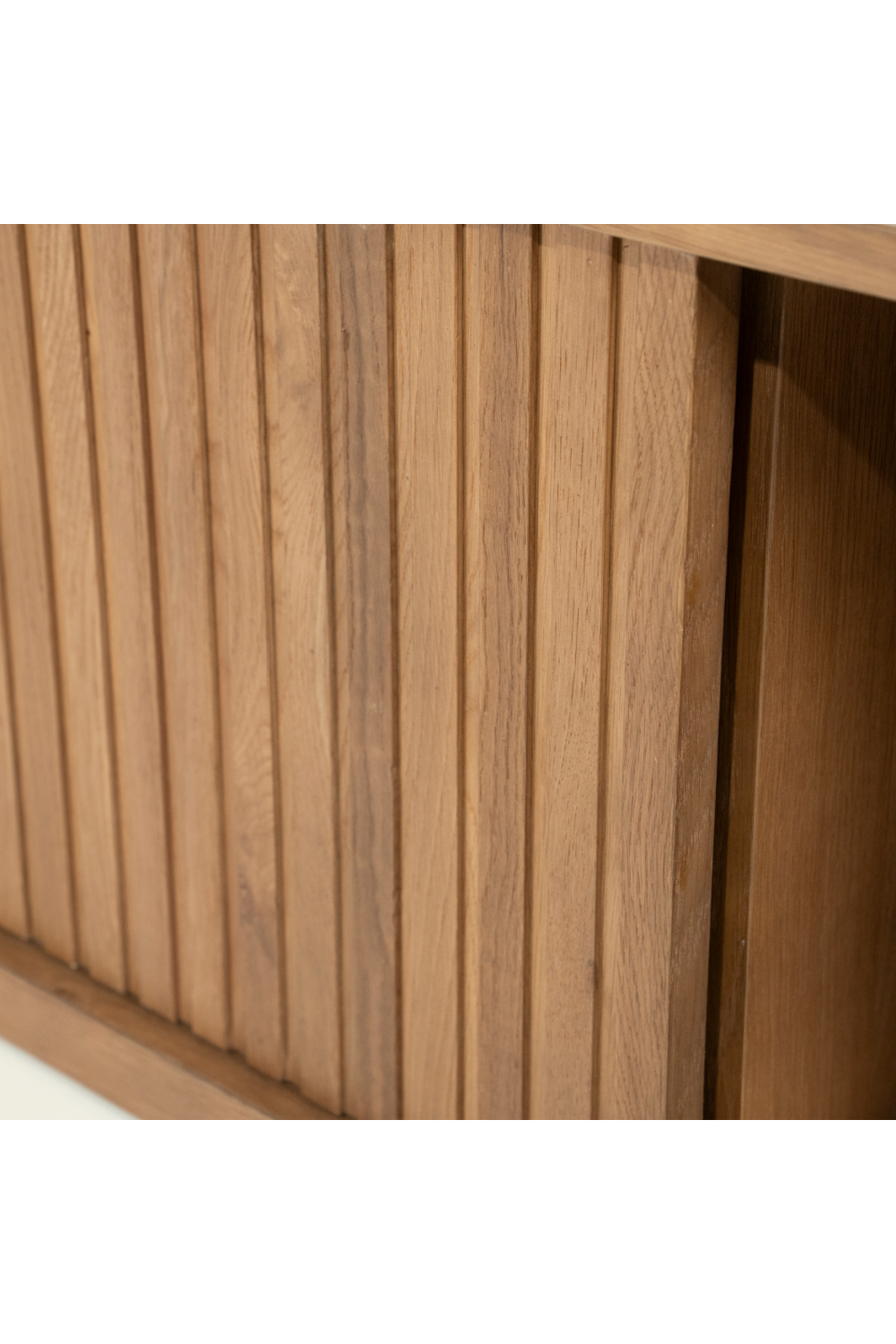 Fluted Oak TV Cabinet S | Oroa.com