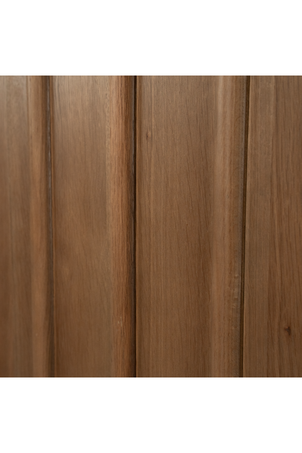 Oak Wood 2-Door Cabinet | Eleonora Jake | OROA.com